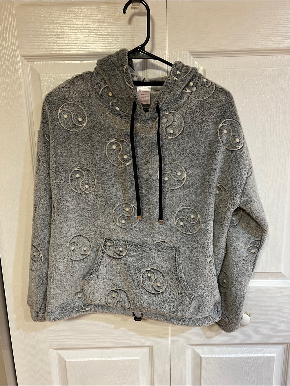 No Boundaries Gray Sherpa Hoodie with Yin-Yang Embroidery